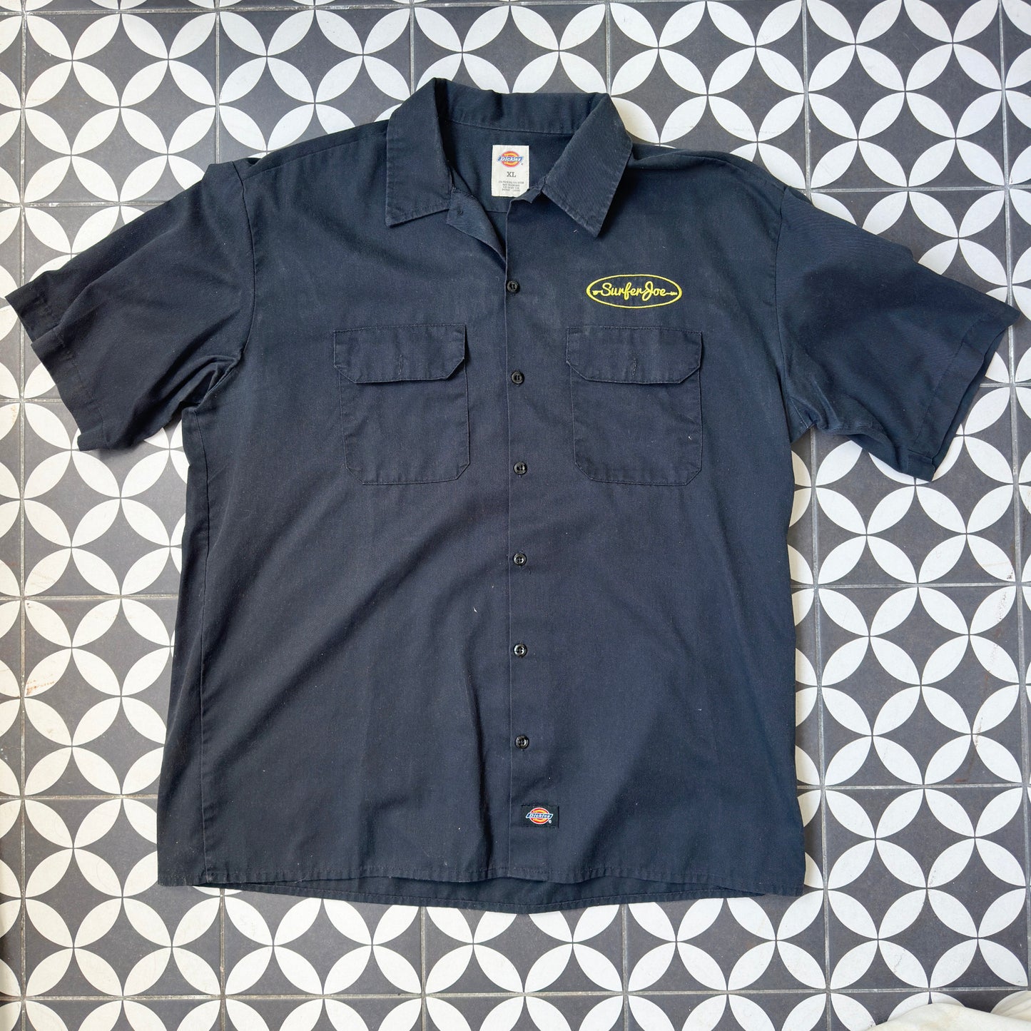 Original 2016 Surfer Joe Stage Shirt XL